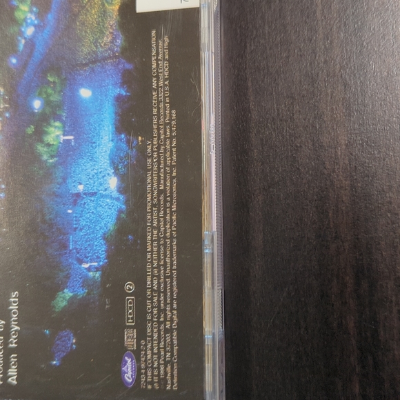 Garth Brooks Double live album (1997) - Picture 3 of 7